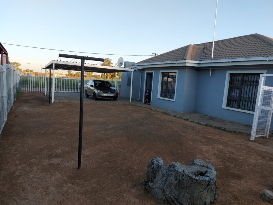 3 Bedroom Property for Sale in Heidedal Free State